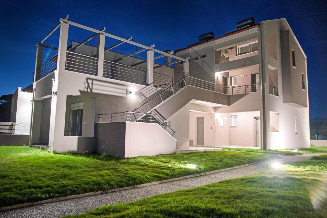 ניקיטי Aelia Luxury Apartments מראה חיצוני תמונה